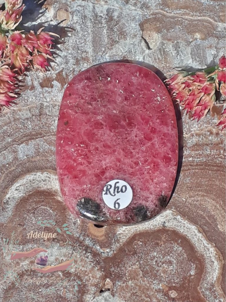 Cabochon-rhodonite-madagascar-adelyne-enegercia-Rho06-1