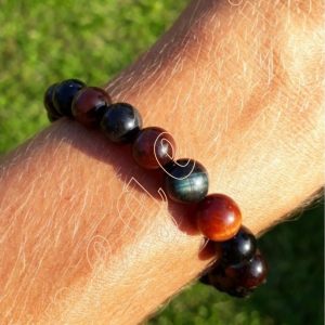 Bracelet-pierres-en-oeil-de-taureau-et-faucon-8-mm-sur-soi