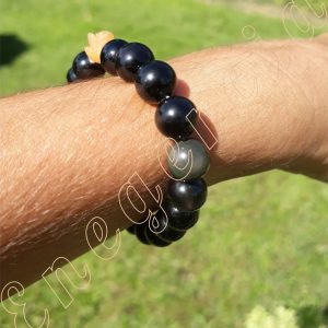 Bracelet-oeil-celeste-et-fleur-aventurine-orange-adelyne-enegercia-poignet-1