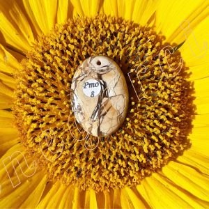 Pendentif-cabochon-jaspe-brechique-mokaite-mok8-adelyne-enegercia-2
