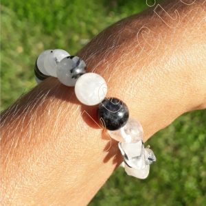 Bracelet-quartz-fume-8-mm-et-chips-adelyne-enegercia-poignet