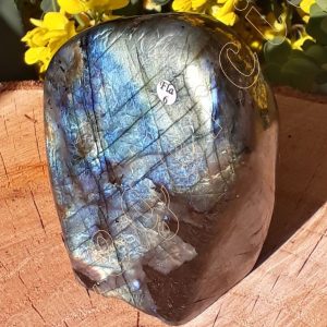 labradorite-a-poser-forme-libre-Madagascar-adelyne-enegercia-fla6-3