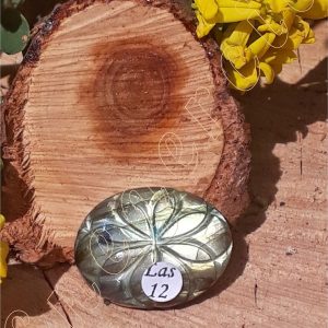 labradorite-sculptee-madasgacar-inde-adelyne-enegercia-las12