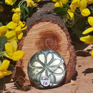 labradorite-sculptee-madasgacar-inde-adelyne-enegercia-las16-1