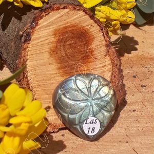 labradorite-sculptee-madasgacar-inde-adelyne-enegercia-las18-3
