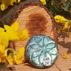 labradorite-sculptee-madasgacar-inde-adelyne-enegercia-las24-1