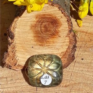 labradorite-sculptee-madasgacar-inde-adelyne-enegercia-las7