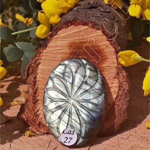 labradorite-sculptee-madagascar-inde-adelyne-enegercia-las27-4