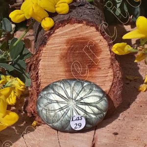 labradorite-sculptee-madagascar-inde-adelyne-enegercia-las29-2