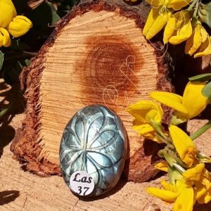 labradorite-sculptee-madagascar-inde-adelyne-enegercia-las37-1
