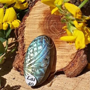 labradorite-sculptee-madagascar-inde-adelyne-enegercia-las40-4
