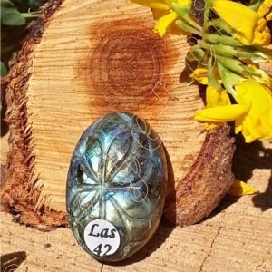labradorite-sculptee-madagascar-inde-adelyne-enegercia-las42-5