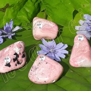 Rhodonite-roulee-du-Bresil-1-a-4e-adelyne-enegercia