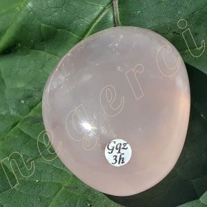 galet-quartz-rose-asterie-madagascar-adelyne-enegercia-3h