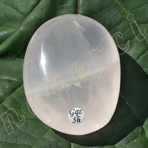 galet-quartz-rose-asterie-madagascar-adelyne-enegercia-5h