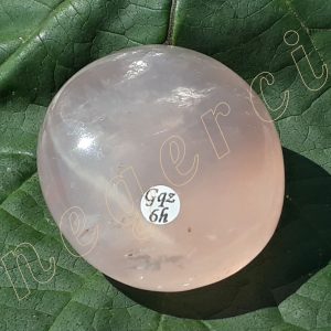 galet-quartz-rose-asterie-madagascar-adelyne-enegercia-6h-2