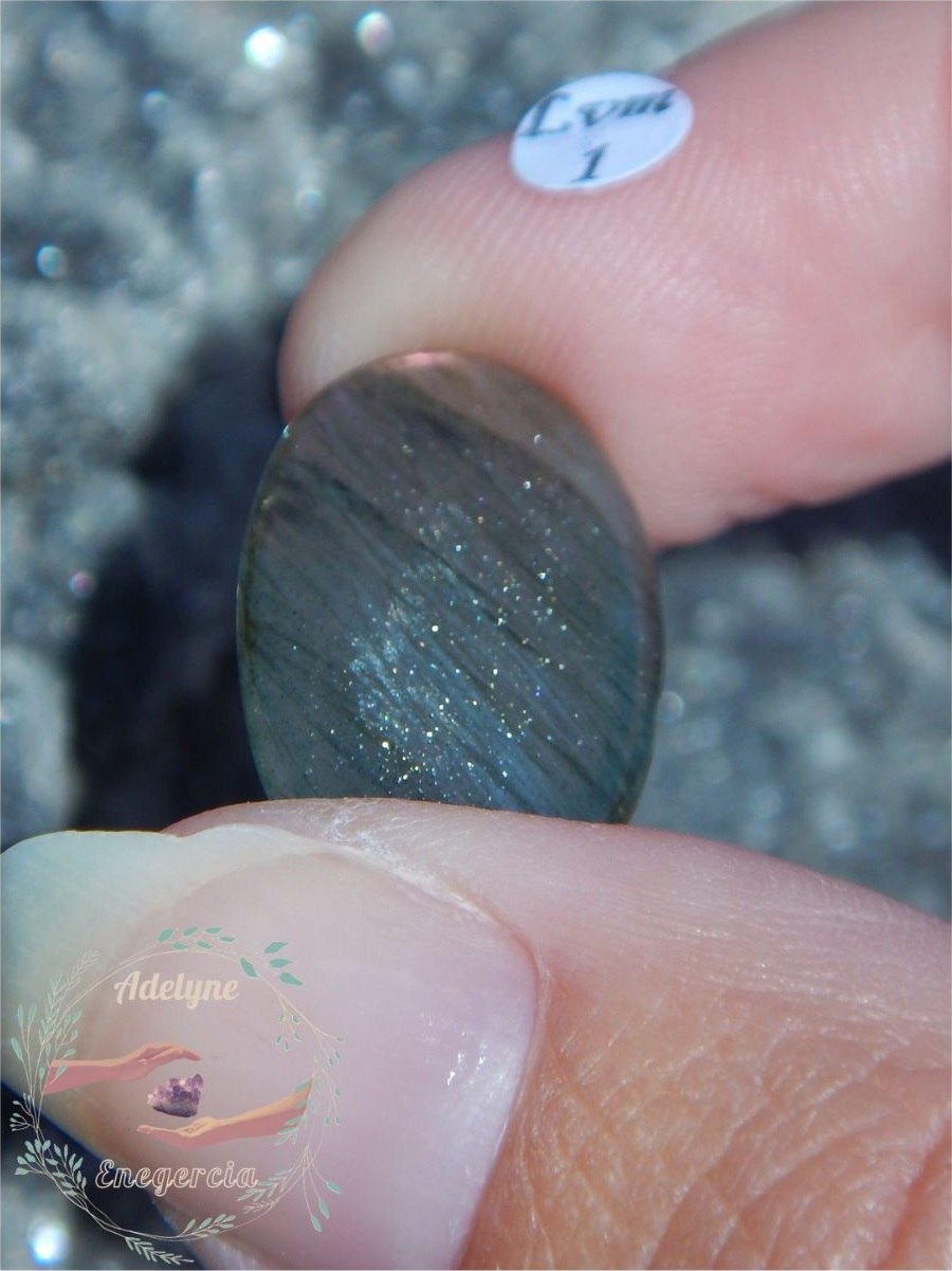 Cabochon-labradorite-violette-mordoree-inde-adelyne-enegercia-lvm1-6