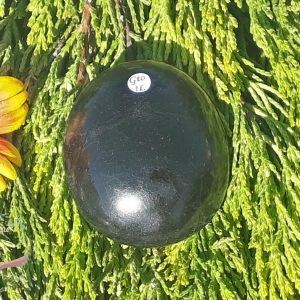 galet-tourmaline-noire-madagascar-adelyne-enegercia-1l.-1