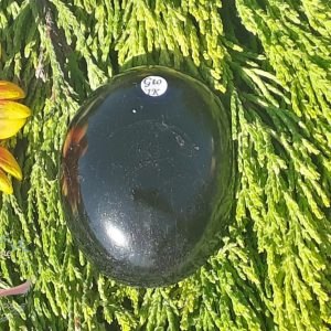 galet-tourmaline-noire-madagascar-adelyne-enegercia-2k