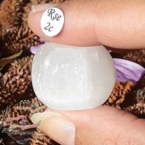 pierre-roulee-selenite-maroc-adelyne-enegercia-Rse2c-10