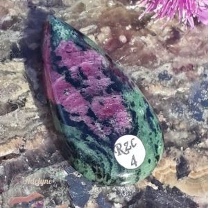 Cabochon-rubis-sur-zoisite-tanzanie-adelyne-enegercia-Rzc4-5