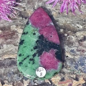Cabochon-rubis-sur-zoisite-tanzanie-adelyne-enegercia-Rzc8