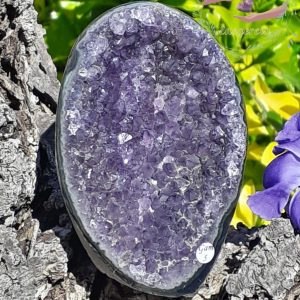 Geode-amethyste-avec-agate-polie-sur-le-tour-uruguay-adelyne-enegercia-gam05-1