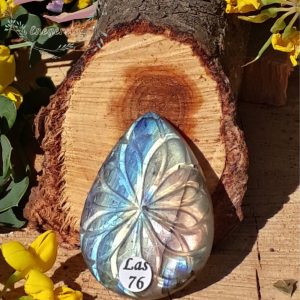labradorite-sculptee-madagascar-inde-adelyne-enegercia-las76