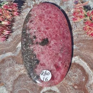 Cabochon-rhodonite-madagascar-adelyne-enegercia-Rho16-1