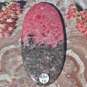 Cabochon-rhodonite-madagascar-adelyne-enegercia-Rho19-2
