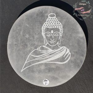 Plaque-selenite-gypse-fibreux-grave-bouddha-adelyne-enegercia-sbo-2-1
