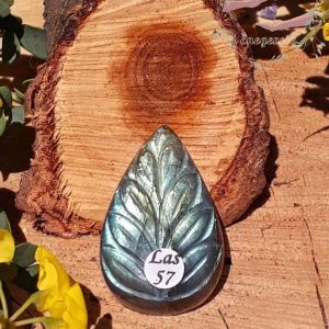 labradorite-sculptee-madasgacar-inde-adelyne-enegercia-las57-1
