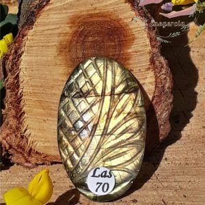 labradorite-sculptee-madasgacar-inde-adelyne-enegercia-las70-2