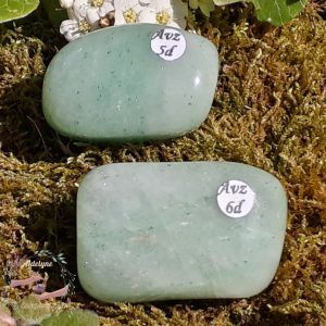 aventurine verte roulée du Zimbabwe adelyne-enegercia avz 5 et 6d 3